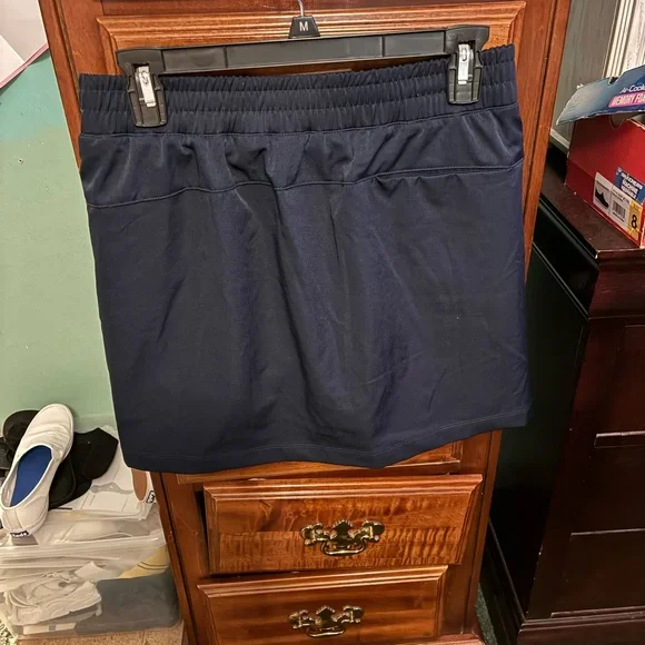 NWT Lady Hagen 16” Perforated Skort - Picture 7 of 8